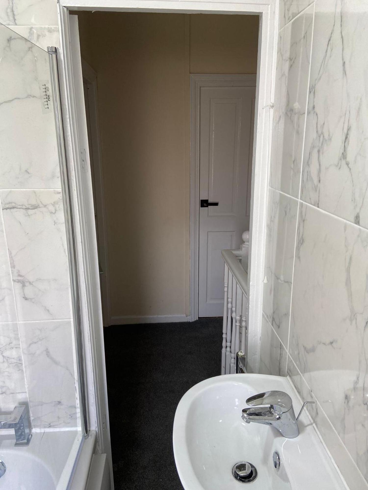 Peeams Abode Apartment Dagenham Exterior photo